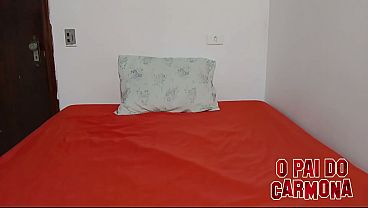 ganhei essa buceta de presente agora fodo ela todo dia
