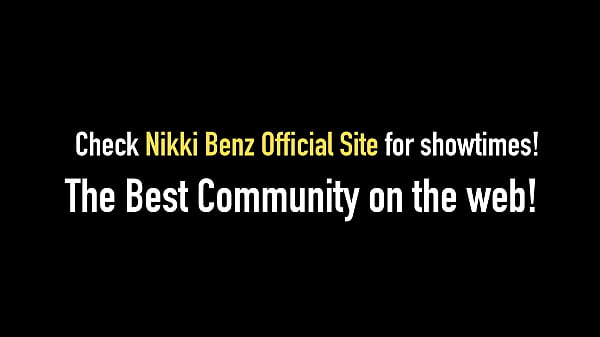Nikki Benz Strips Off & Dances In The Most Seductive Possible Way!