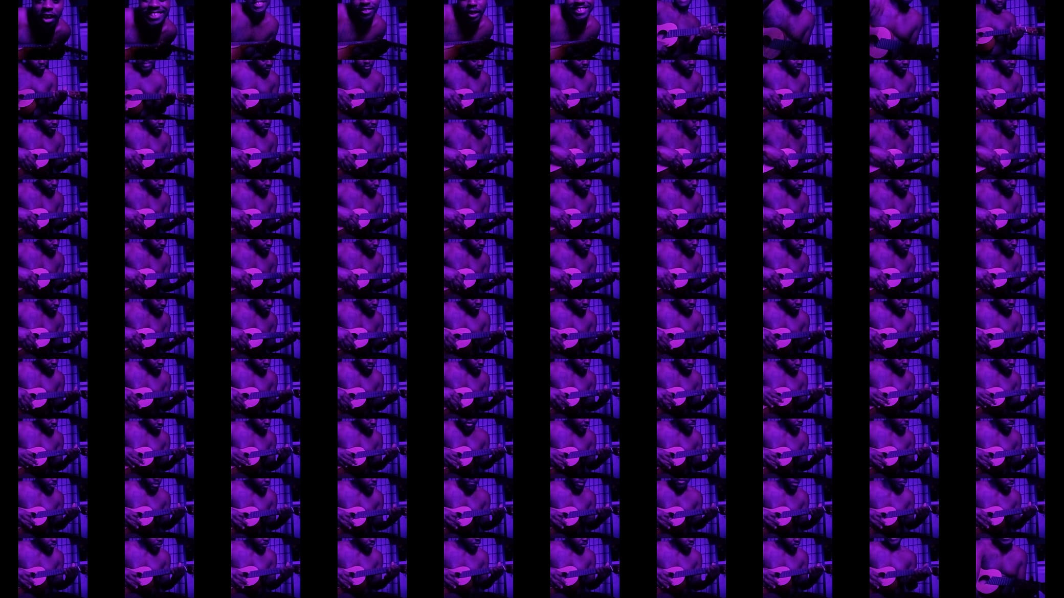 Purple lights while naked 5 预览图