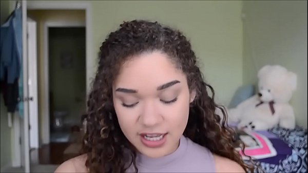 Download Video - chica ense&ntilde;a todo en video