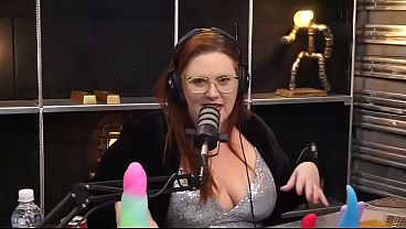 Online lecture about the liberal lifestyle, open relationships, swinging, and non-monogamy with Camila Voluptas.