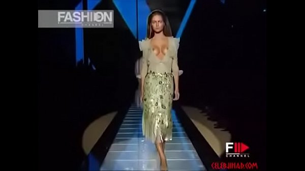 Download Video - Runway Models Nude And Nip Slip Compilation