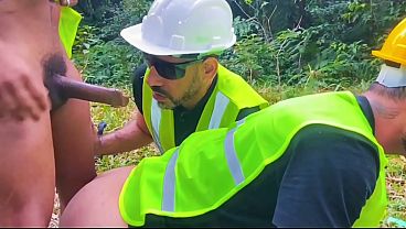Download Video - OPER&Aacute;RIOS DA OBRA NUMA ORGIA BAREBACK