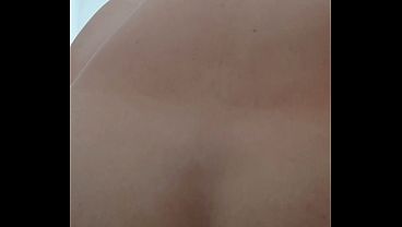 Jovencita mexicana me da ricos sentones