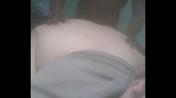 thumb backshot