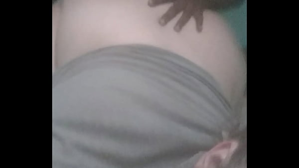 thumb backshot