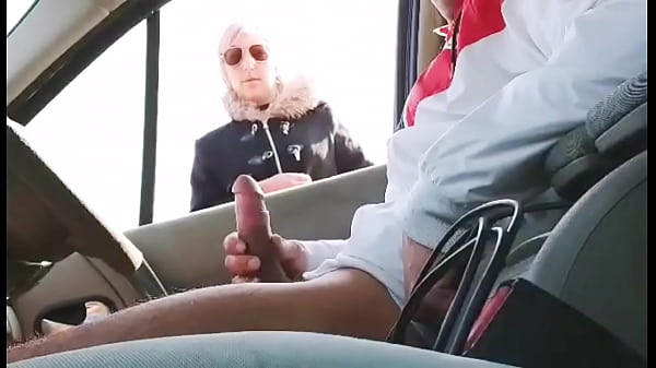 I jerked my cock in a way, this young lady drops her boyfriend to watch