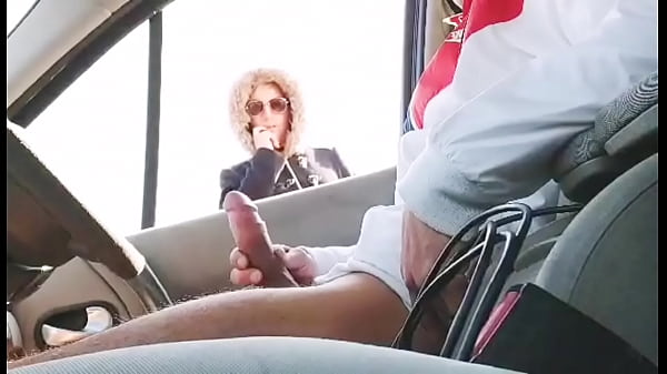 I jerked my cock in a way, this young lady drops her boyfriend to watch