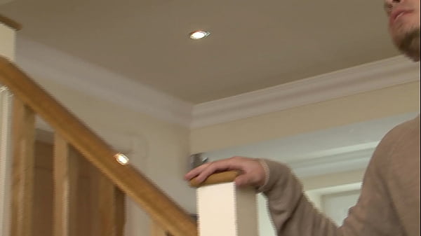 Download Video - Unbelievable UK family - Stepbrother just cums in her pussy