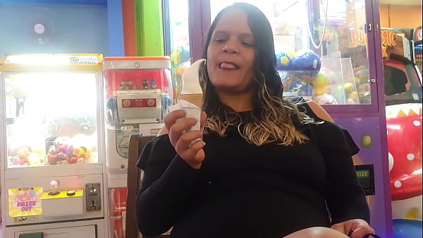 I went looking for the new Playland in the mall and found the bathroom.  Toy Actor - Paty Butt - El Toro De Oro