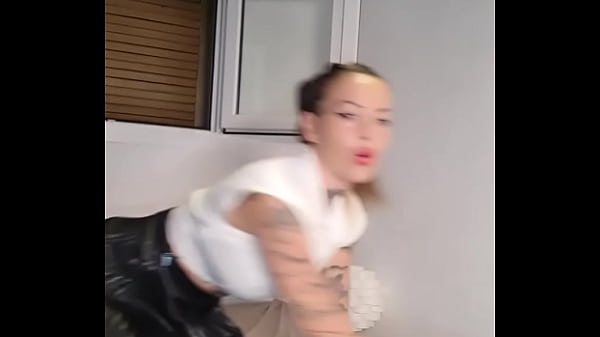 A live 99 sec