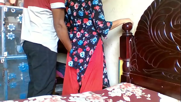 Download Video - Indian step sister surprised by her brother