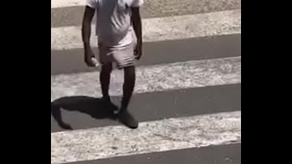 Download Video - Por eso no uso shorts