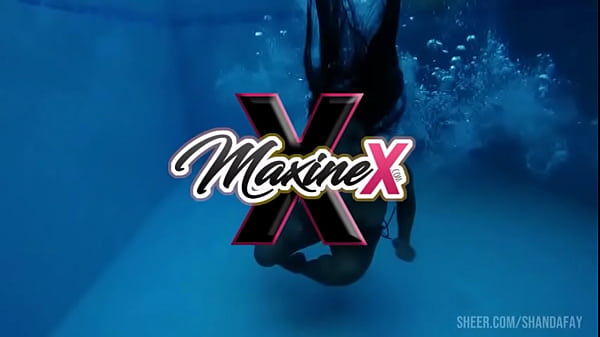 Anal Addict Maxine X Takes A Hard Dick After Dildo Fucking Her Cunt!
