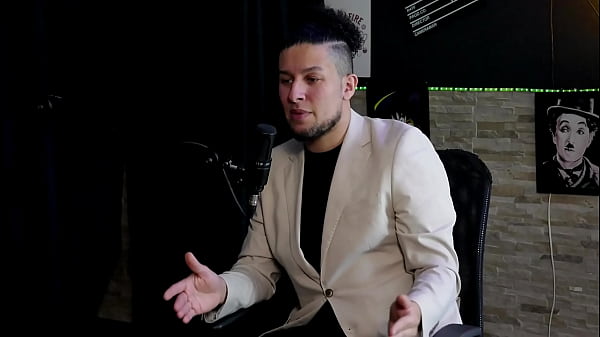 He explained about foreplay in massage, he takes his work seriously, he expanded his knowledge of the female body, and in squirting... - Cadu sem Fôlego (WATCH ON: SHEER/RED)