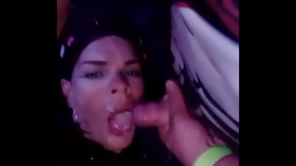 Brenda Pavanelli Cdzinha - Crossdresser virou a puta safada do macho no carnaval e foi arrombada e levou muito leite na cara