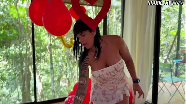 Colombian fitness amazon Sayafit wants to fuck in nature - Brian Evansx