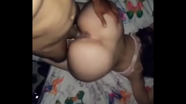 Try not to make fun of this hot babe