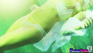 Bombastic big tits nude teen Alyssa Arce reveals her pussy under the water