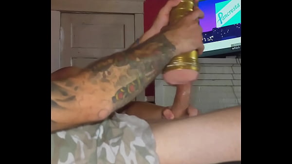 WIFE MASTERBATES THEN GETS POUNDED AND FILLED