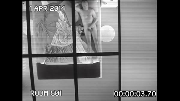 Pris En Train De Se Branler Sur La Caméra Cachée De L'hôtel