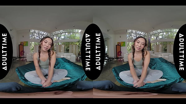 UP CLOSE VR - Hot Gymnast Kimmy Kimm Shows You Some Moves While Fucking Your Dick - POV