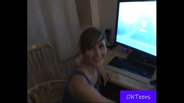 Amador caseiro casada gr&aacute;vida levando gozada dentro da buceta apertada.