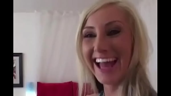 Masturbacion anal duro con diosa de culo enorme