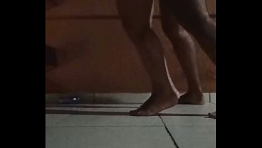 Download Video - Casal fazendo sexo na varando do hotel no r&eacute;veillon &lpar;virada de ano&rpar;