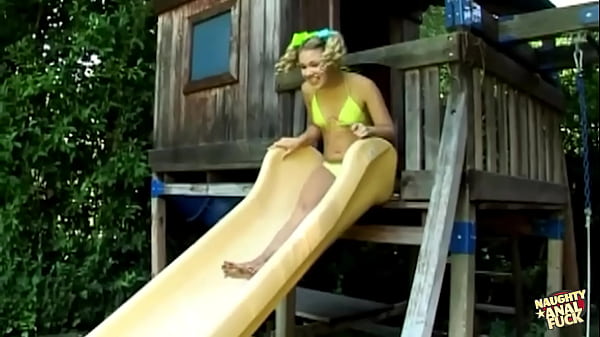 Download Video - Before starting the meeting the begin he gives the blonde cutie an amazing anal plowing