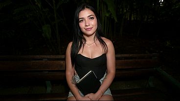 How To Pick Up Girls At Night