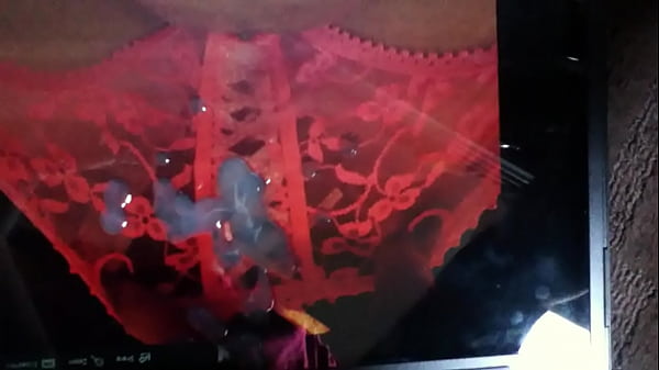 Hot Cumshot in Panties