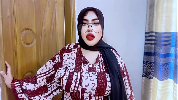 Muslim Cute Horny Big Ass & Huge Boobs with wet pussy Beautiful arabian Doctor Alone Sex enjoy in Hospital