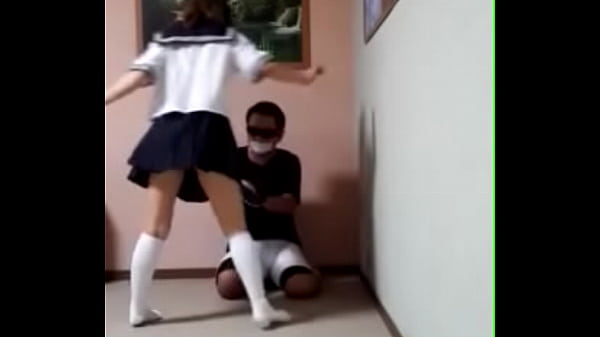 thumb ballbusting