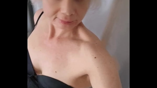 I'm hot, I want sex