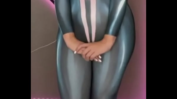 Cosplay piernuda