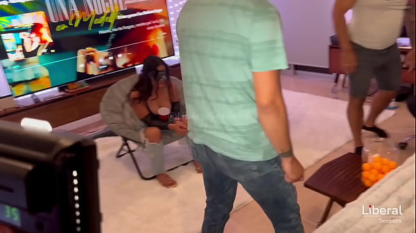 Swinger couples have their first real partner exchange
