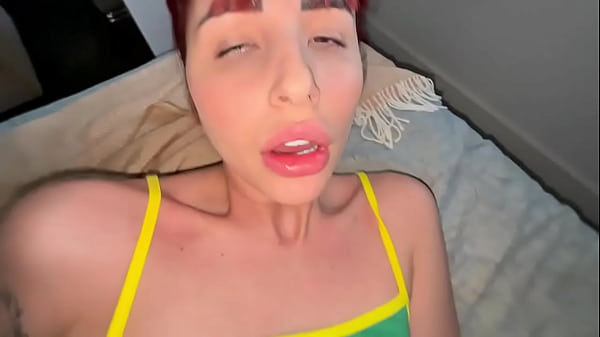 Hermosa Latina se Coge a su Vecino