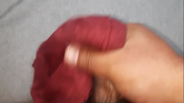 Download Video - Me vuelvo a venir en el cachetero de mi mejor amiga