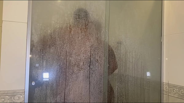 Leaked on the net! Perverted boyfriend helps young girl wash in the shower and fills her with milk