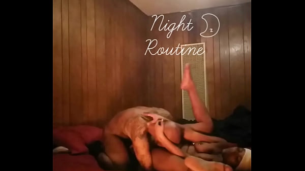 Download Video - Full video on xvideos Red&sol;Eating her pussy like groceries