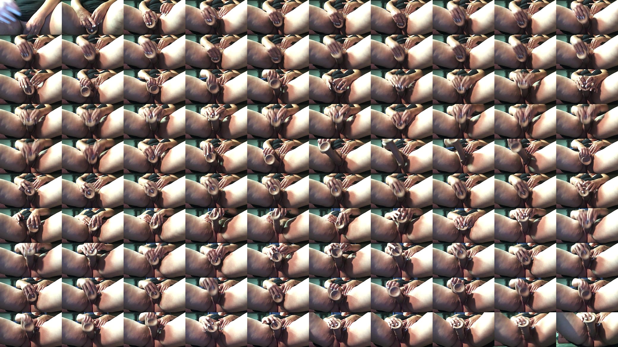 going to town on myself with big dildo 预览图
