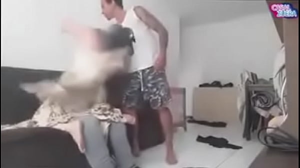 thumb joke couple