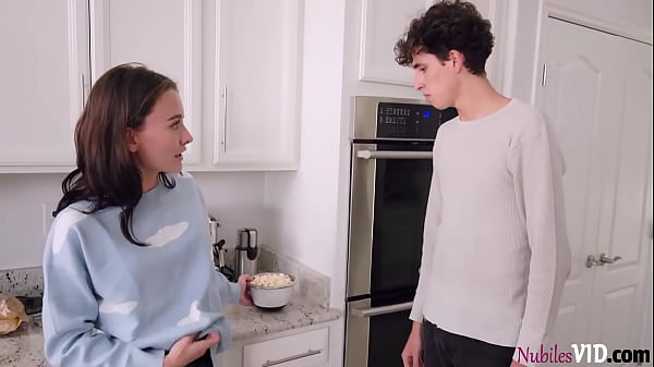 Download Video - Veronica Church In Family Pies S30-E4