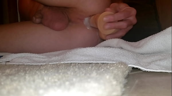 Download Video - Lonely soloboy finds ways to get his anal fantasies filled