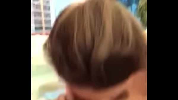 Kelly sucking in the bathtub
