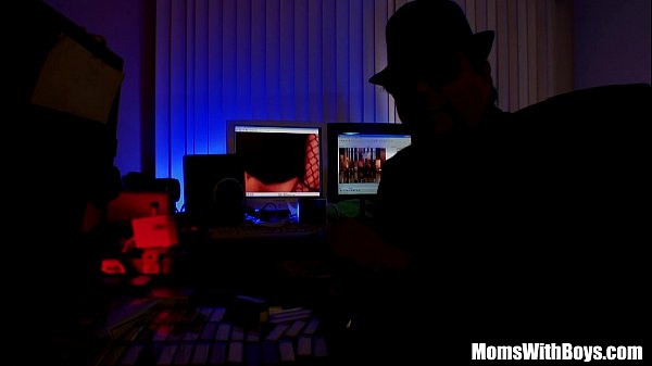 Download Video - Horny Mom Brittany Blaze Loves Fucking Black Dicks