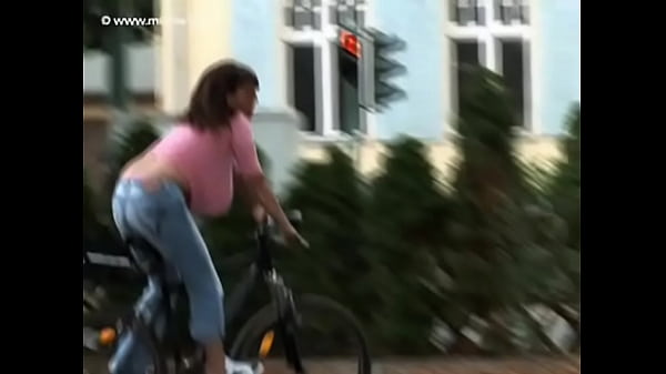 Milena Velba - bicycle