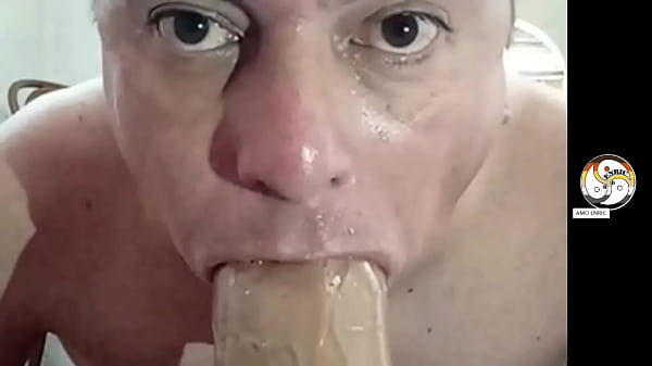 AMO usándome por skype de una manera humillante