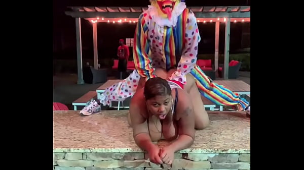 Download Video - Gibby The Clown invents new sex position called &OpenCurlyDoubleQuote;The Spider-Man&rdquo;